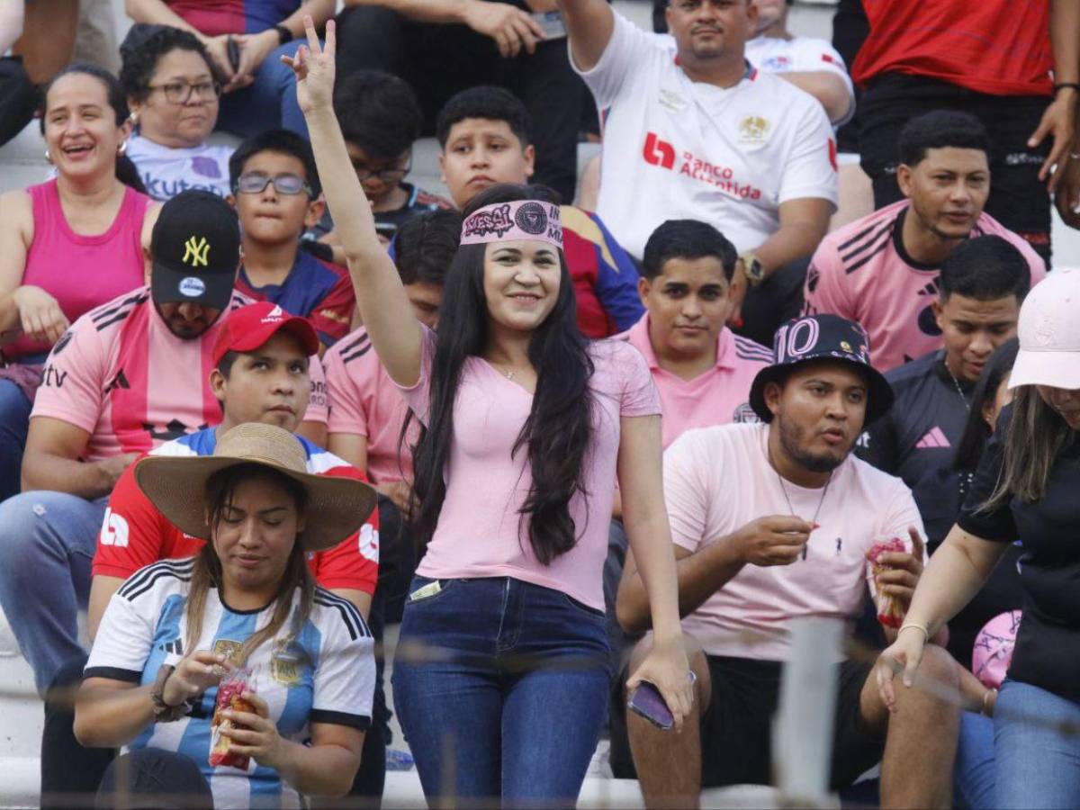 ¡Repleto! Así se llenó el Olímpico para ver a Messi y al Inter Miami