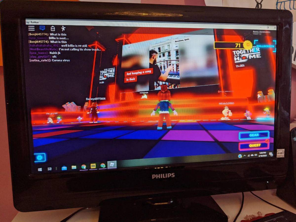 Cae presunto programador de Roblox por delitos sexuales y posesión de muñeca infantil