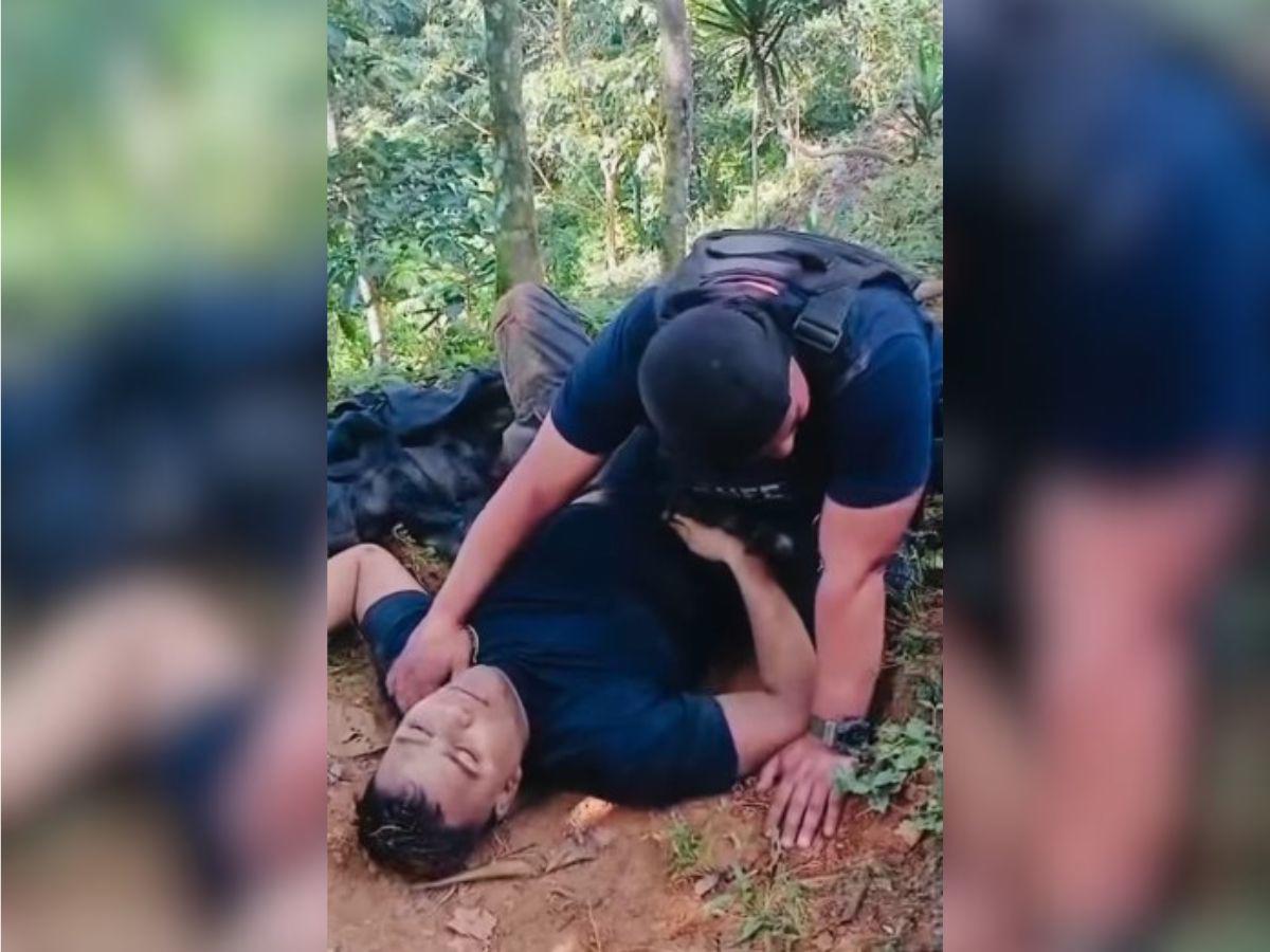 El desgarrador momento en que el policía que murió en enfrentamiento agonizaba