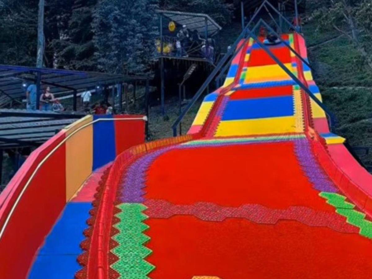 Así se aprende: Dibujo en servilleta costó la vida de joven en tobogán en Colombia