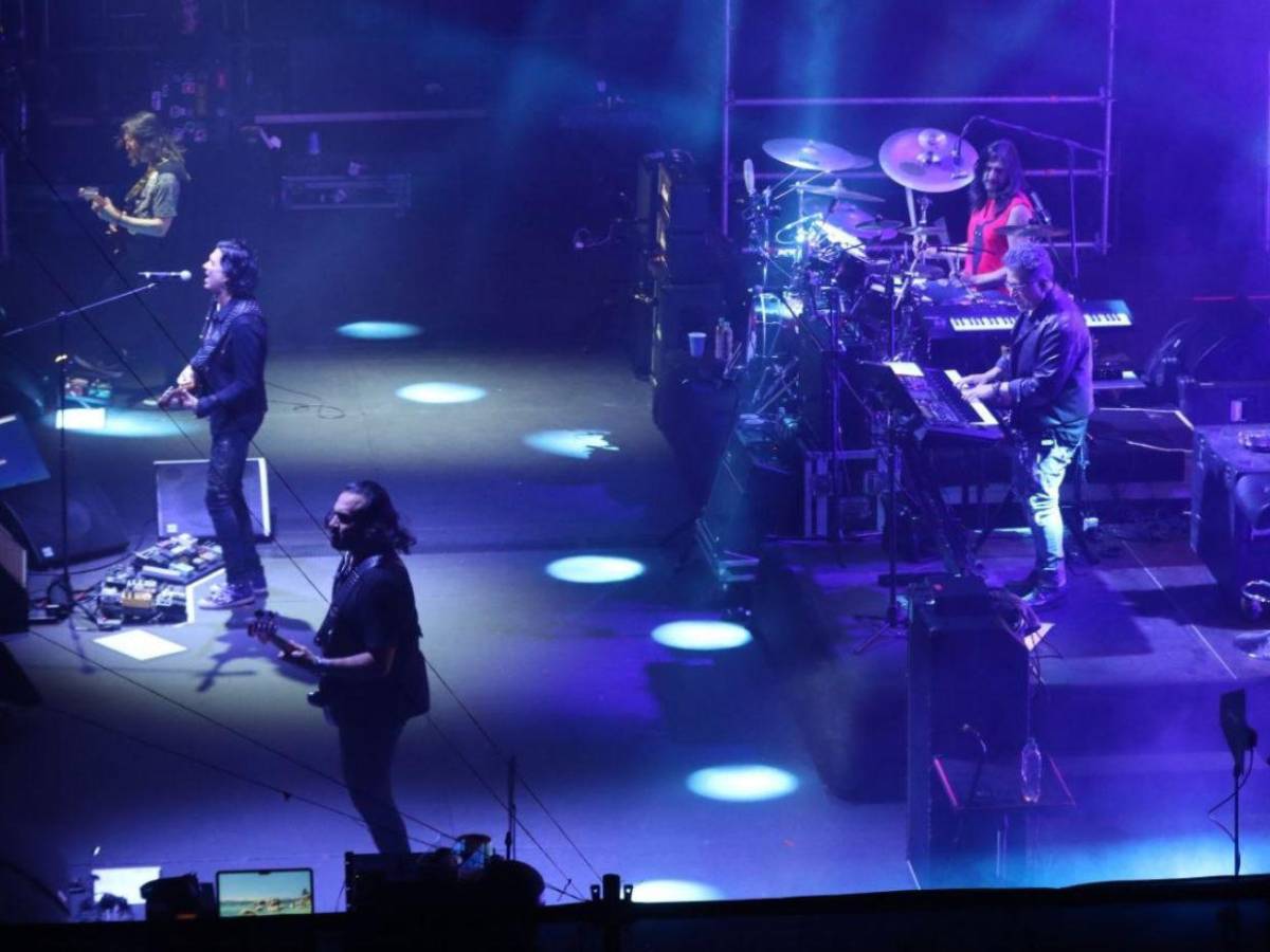 39 años de espera: así fue el histórico debut de Caifanes en Honduras