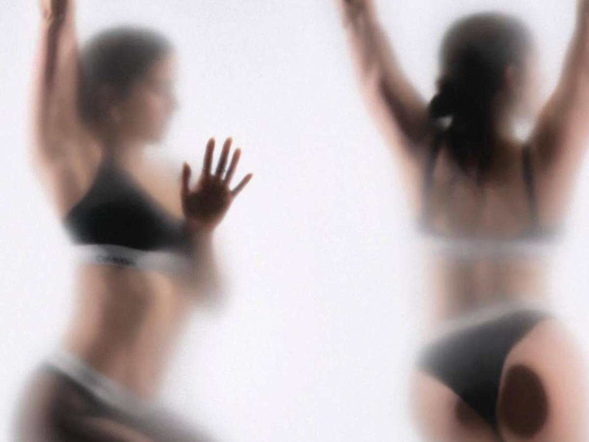 Rosalía debuta en una campaña de ropa interior con Calvin Klein otoño 2025