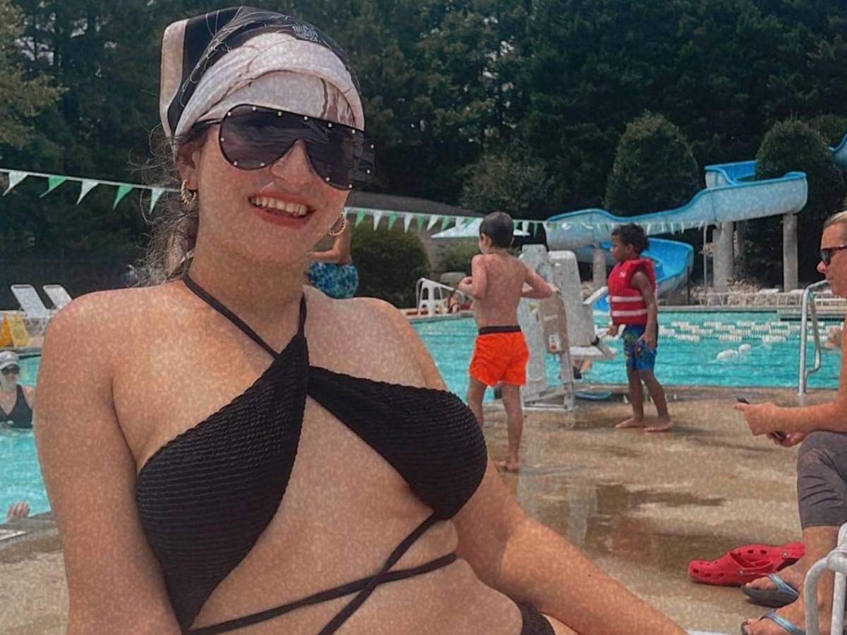 Bella joven israelí conquistó el corazón de futbolista hondureño y roba suspiros en redes sociales