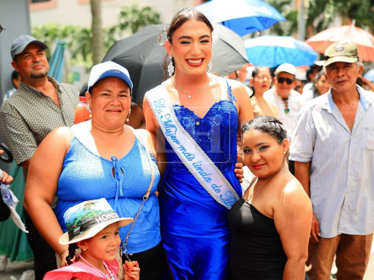 “Mujer más linda de Honduras”: así lucieron La Bicha Catracha y Pati Burgos en los desfiles patrios
