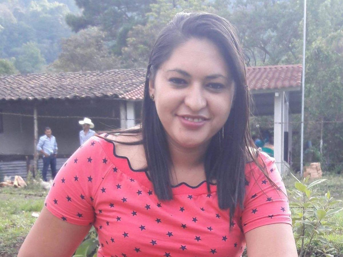 Fany viajó con su hijo para visitar a sus padres: víctima del brutal accidente de bus en Copán