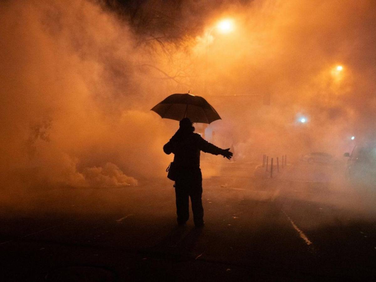 ¿Qué es la Ley de Insurrección que Trump quiere imponer en Minneapolis por ataques a ICE?