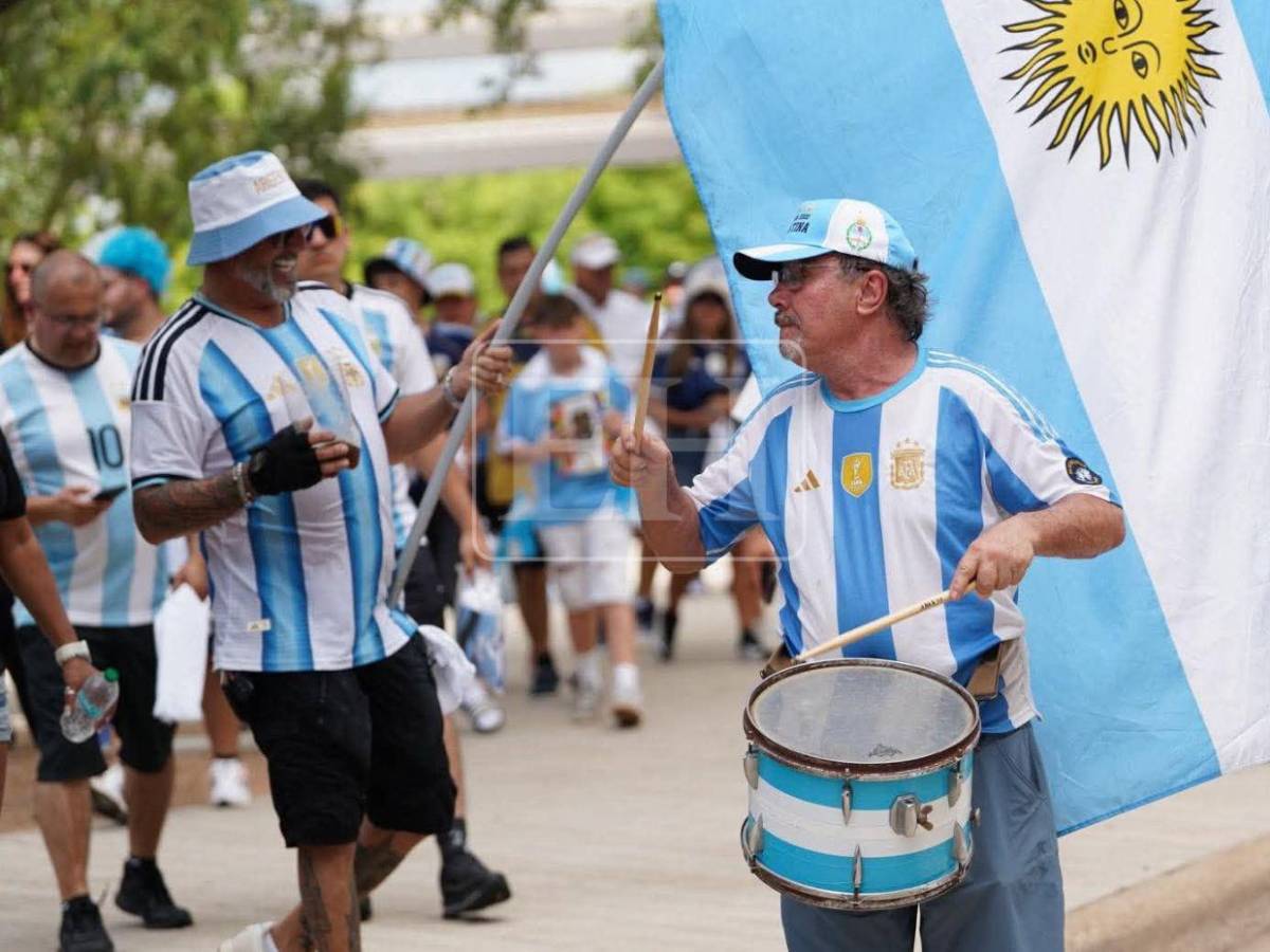 Honduras vs Argentina: fiesta de catrachos y argentinos en la previa; asiáticos sorprenden