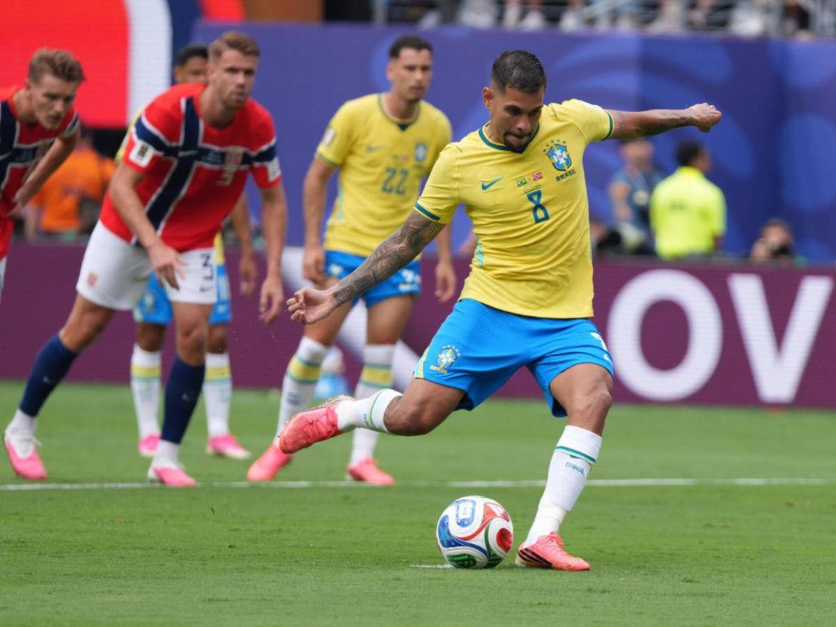 Vinicius rompe el silencio tras eliminación de Brasil del Mundial y hace anuncio