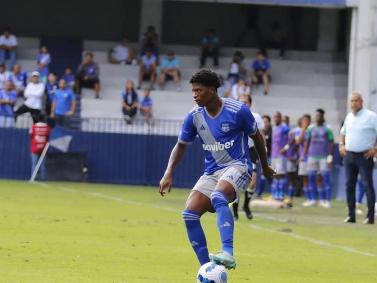 Delincuentes ingresan a la casa de futbolista: Su esposa e hijo fueron secuestrados Delincuentes ingresan a la casa de futbolista: Su esposa e hijo fueron secuestrados