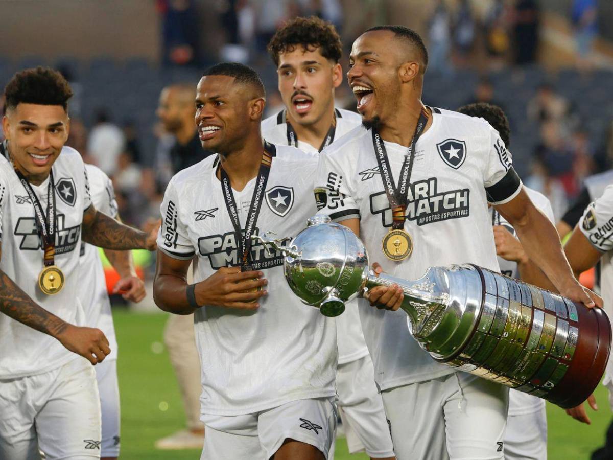 ¡Conmovedor! Capitán del Botafogo le dedica la Copa Libertadores a su padre fallecido