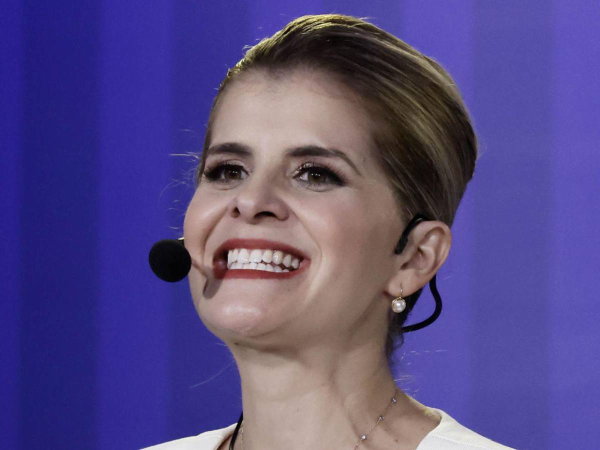 ¿Quién es Laura Fernández, la politóloga que triunfó en las elecciones de Costa Rica?