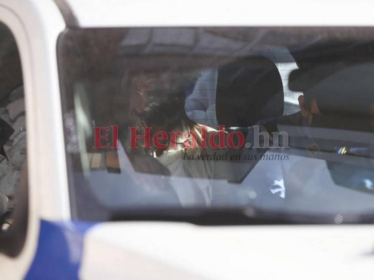 Tribunal de Sentencia revisa medidas a ex primera dama Rosa Elena Bonilla