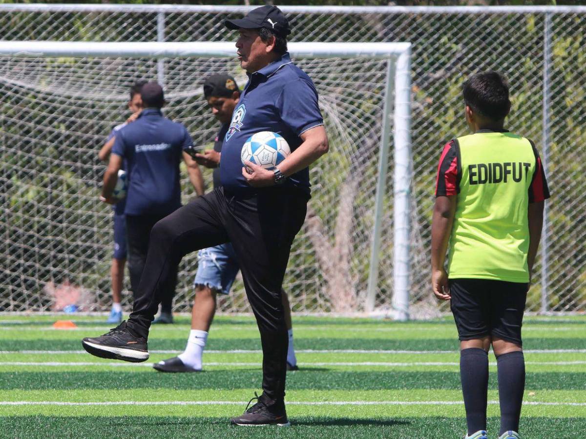 Así es la nueva vida de Nahúm Espinoza tras haber dejado la TV e iniciar trabajo gubernamental