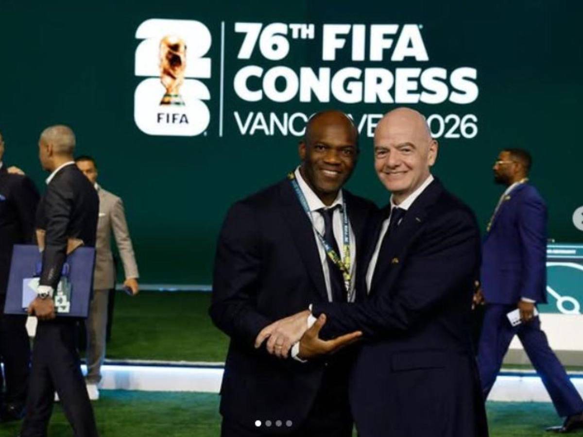 David Suazo reaparece con su nuevo trabajo; así es su vida en Italia junto a su bella esposa