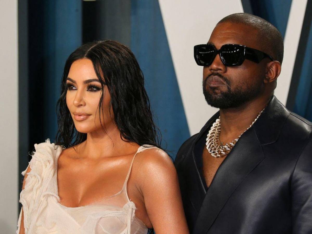 Kanye West escribe sobre su divorcio y lo compara con el covid-19