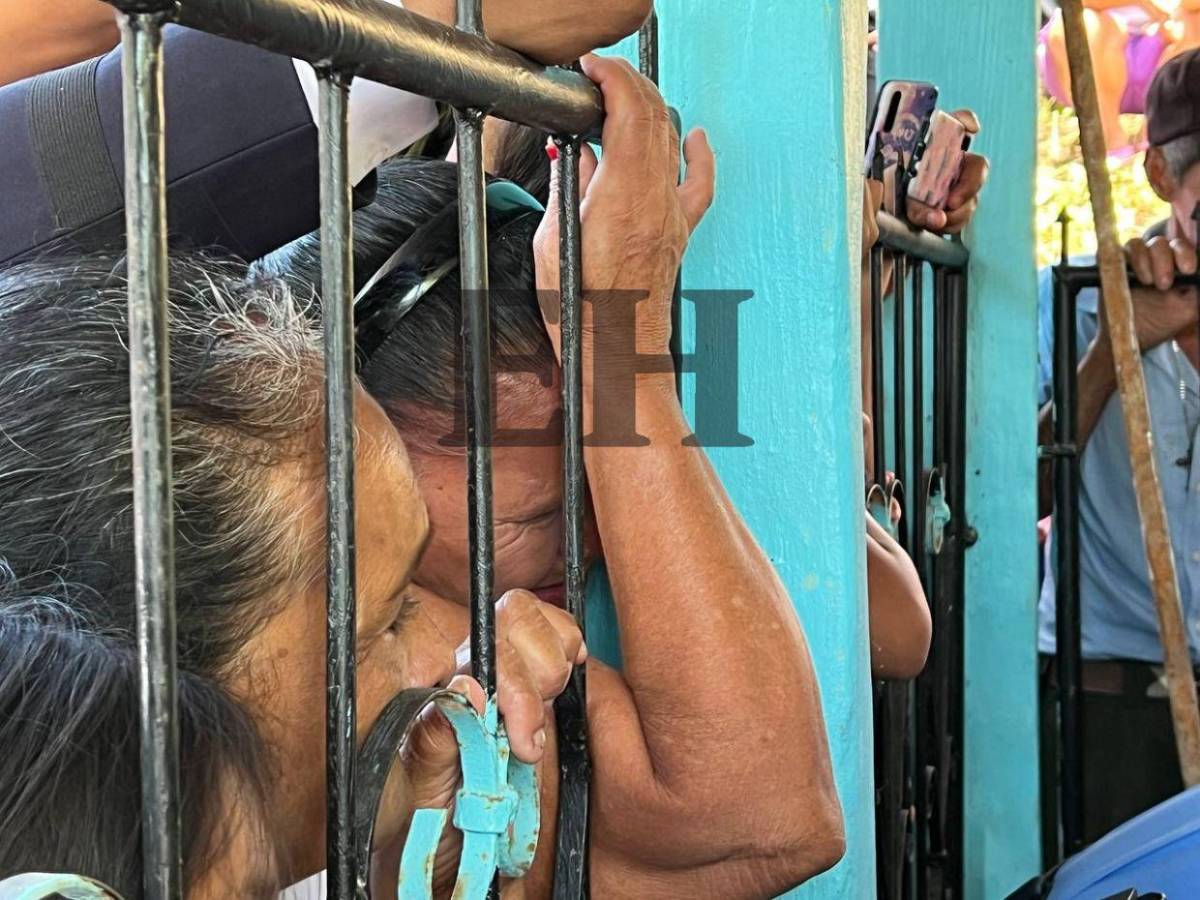 Luto y dolor en la familia de Kevin Pérez, el policía que salvó a un niño en SPS