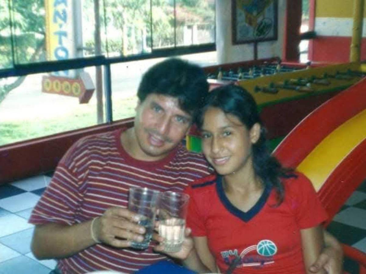 Mujer fue asesinada tras planear denunciar a su pareja en EE UU: Miserable, mi hija te amaba