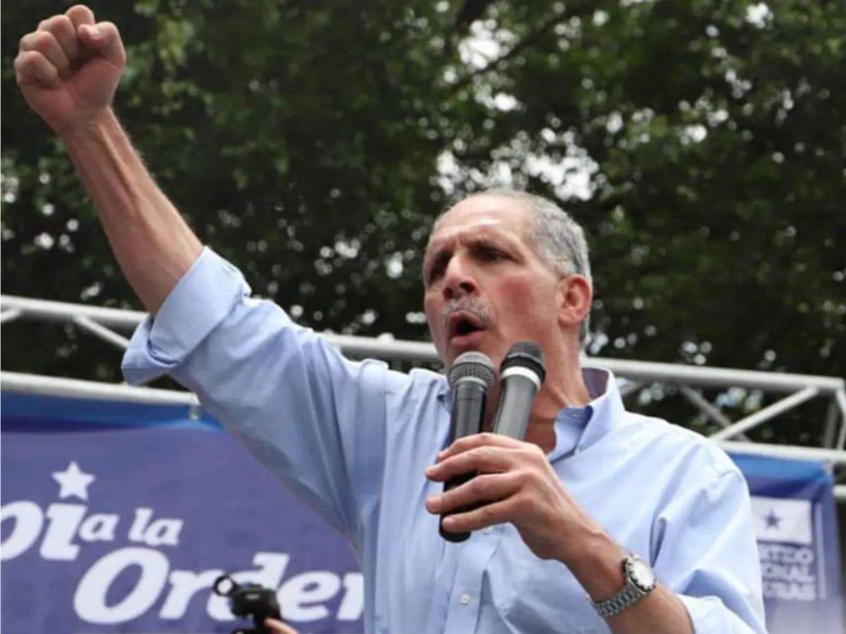 Retrasos, respaldo de EE UU y ceremonia austera: claves para entender la elección de Asfura