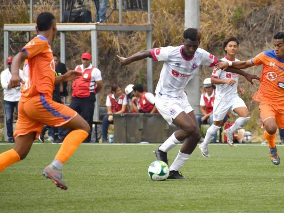 Su moto quedó tirada: así le quitaron la vida a Kenny Martínez, campeón con Olimpia
