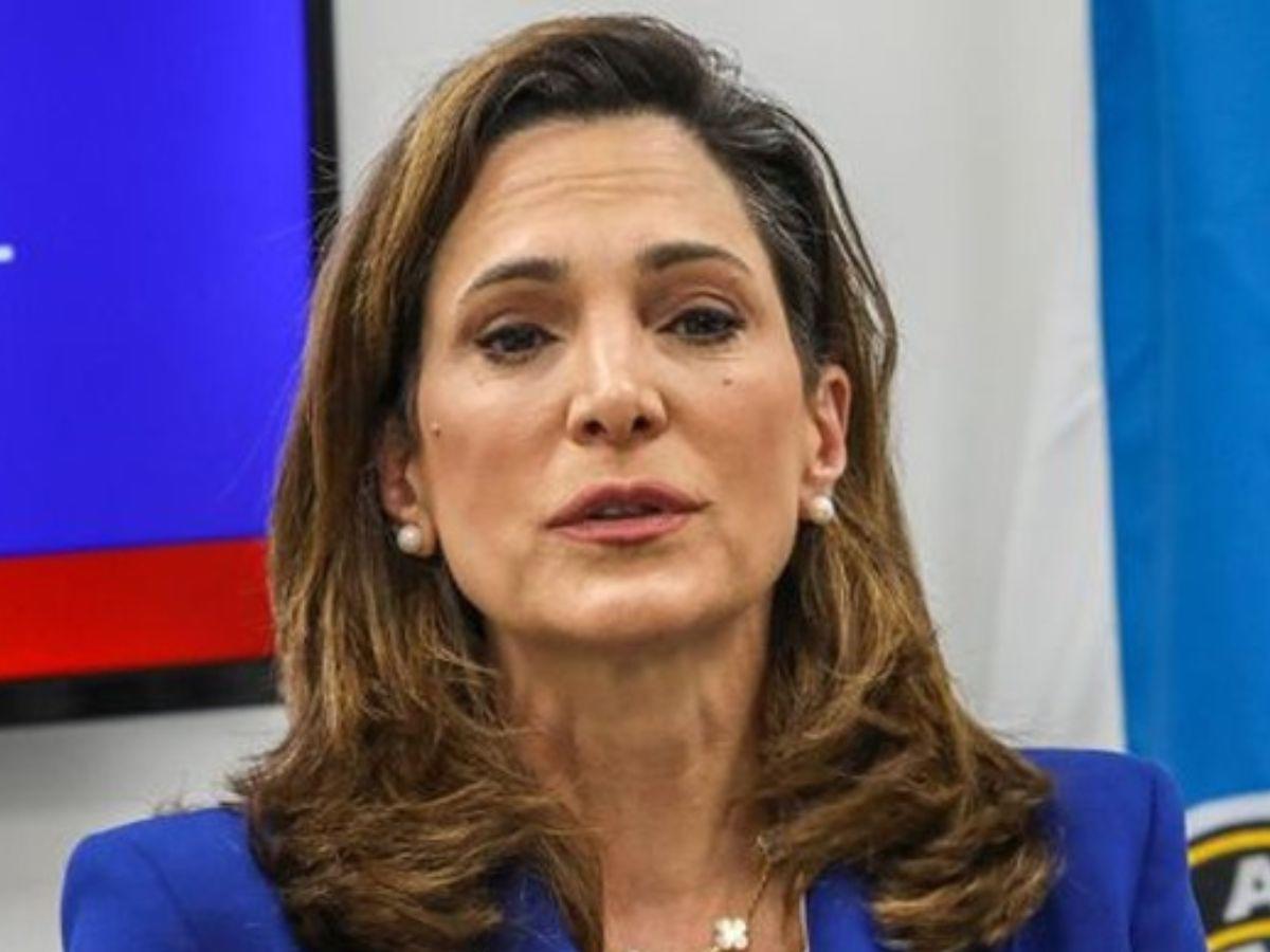 Políticos y analistas exhortan al gobierno a escuchar advertencias