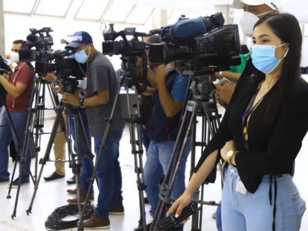 El 32% de amenazas a periodistas viene de funcionarios públicos: C-Libre
