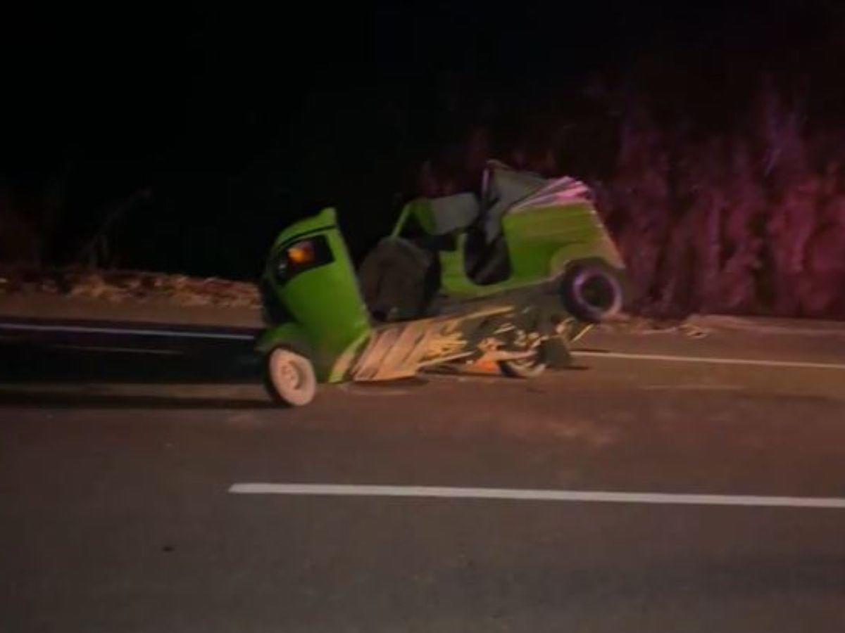Conductor y pasajero de mototaxi mueren tras estrellarse contra rastra en Santa Cruz de Yojoa