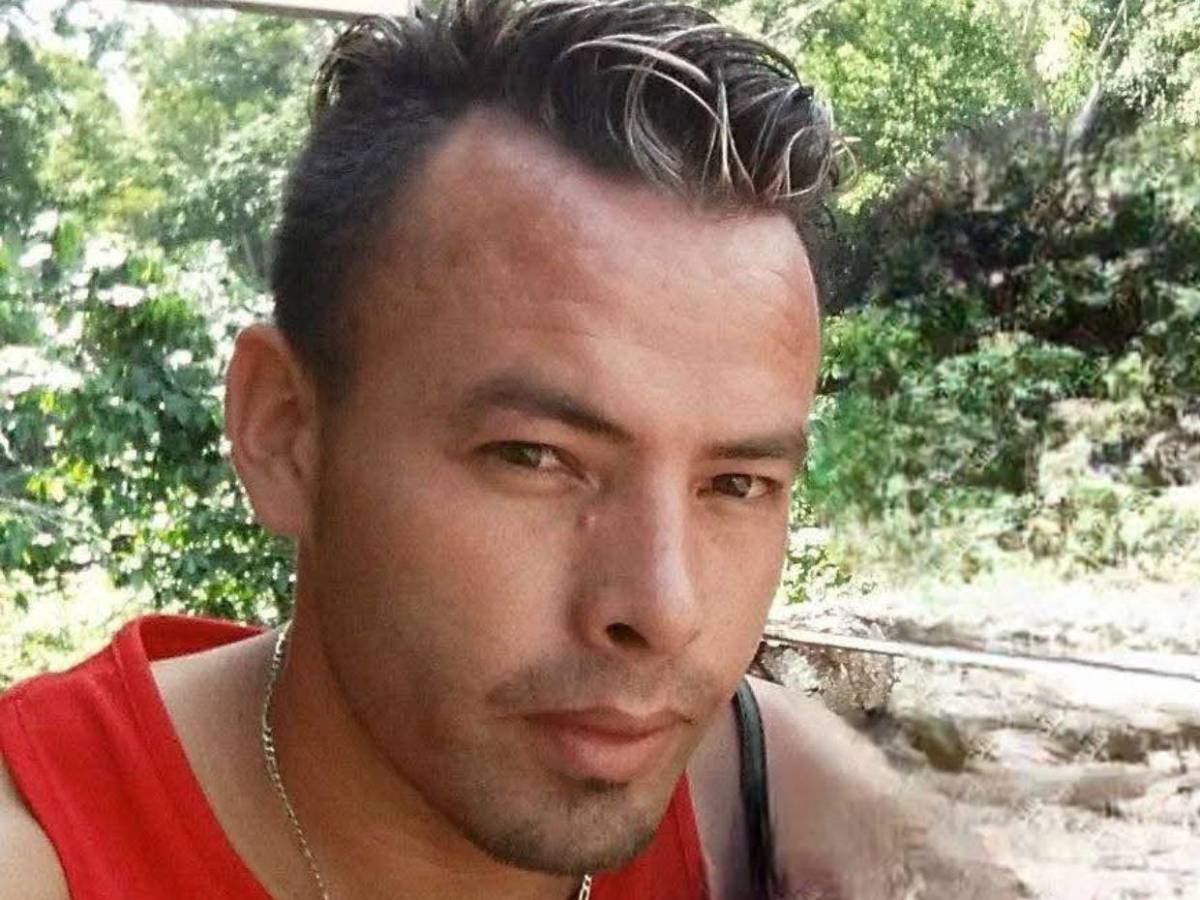 Toni Cruz, futbolista que murió tras caer en una alcantarilla en reparación en Danlí