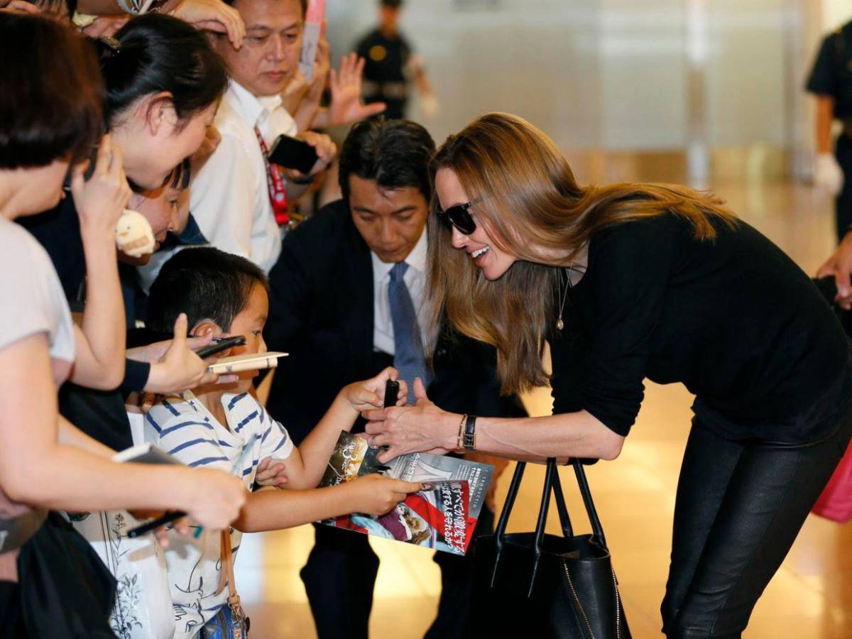 Angelina Jolie cumple 50 años: belleza, activismo y fuerza en una mujer