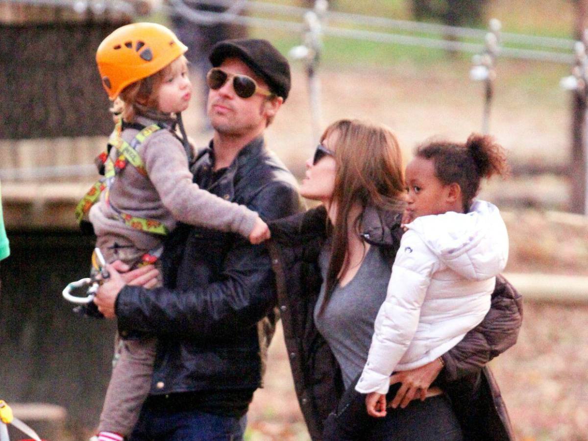 La postura de Angelina Jolie ante la decisión de sus hijos sobre el apellido de Brad Pitt