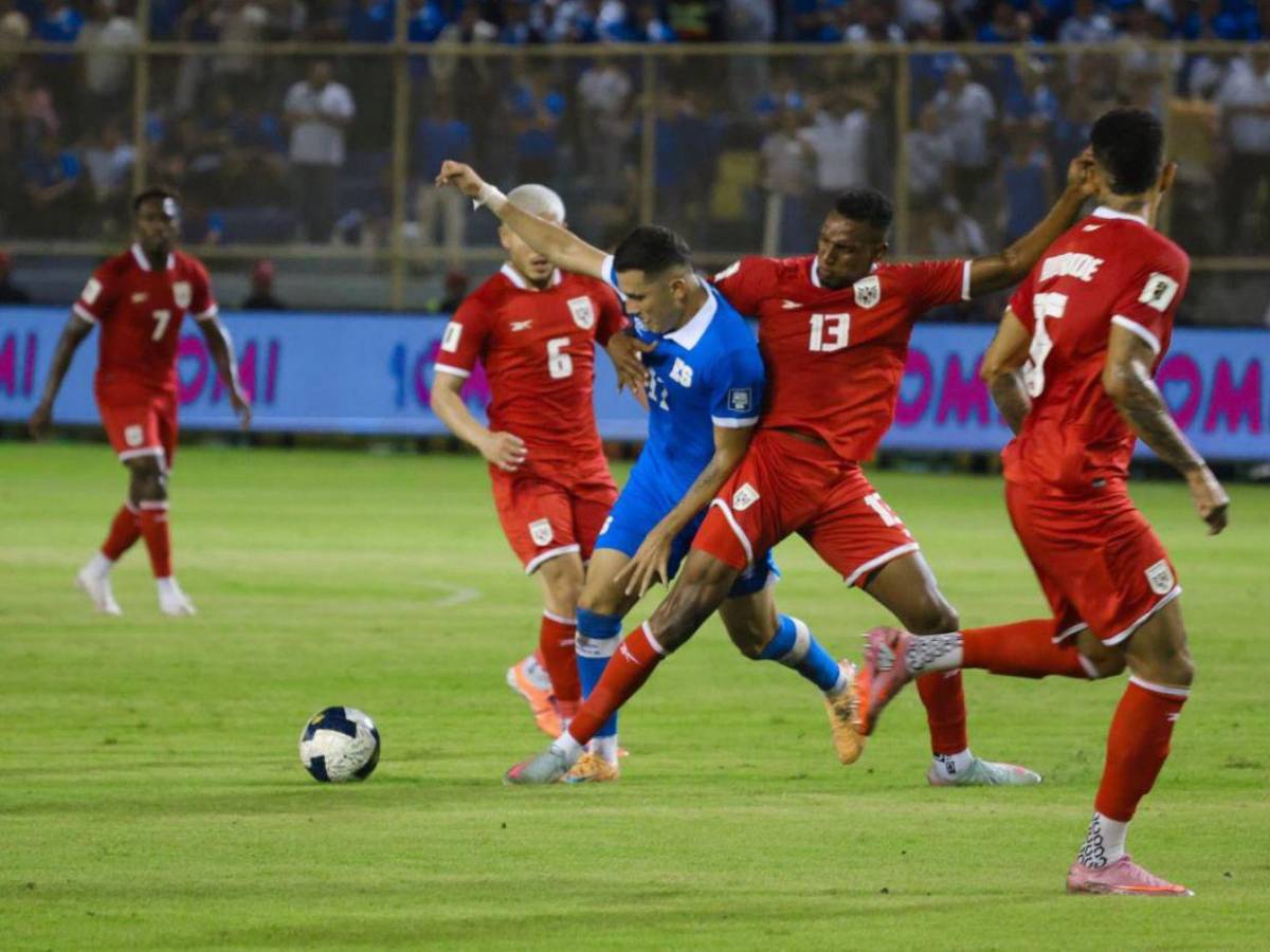 Polémica arbitral en el juego El Salvador vs Panamá desata enojo del gobierno de Bukele