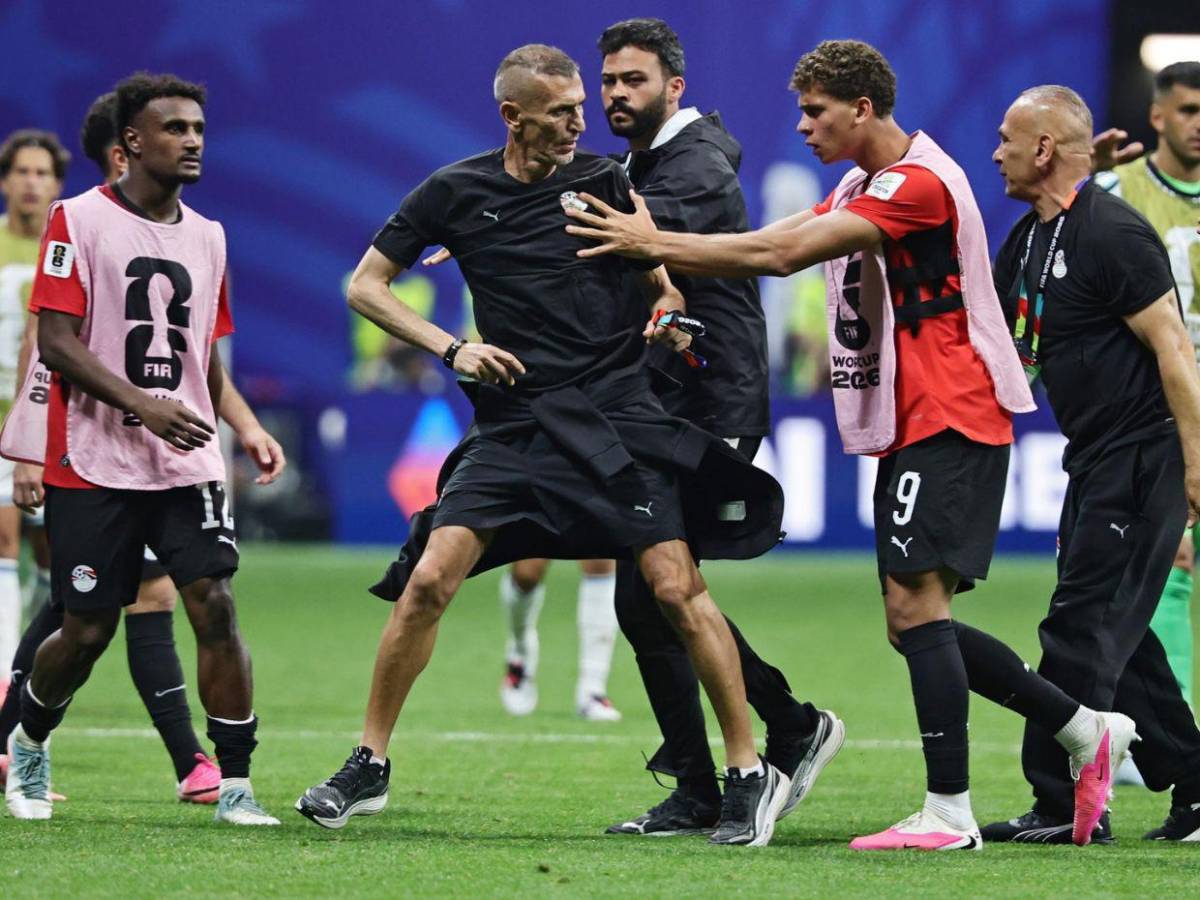 FIFA toma determinación con árbitro del polémico juego entre Argentina y Egipto