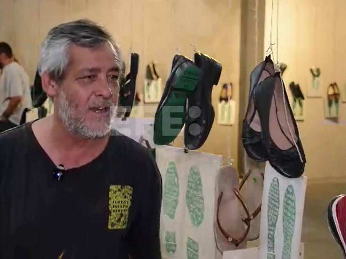 Con huellas de zapatos visibilizan las desapariciones en México