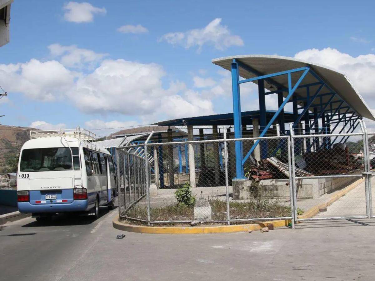 El anuncio de Juan Diego Zelaya con el Trans-450: ¿Ricardo Álvarez manejará un bus?