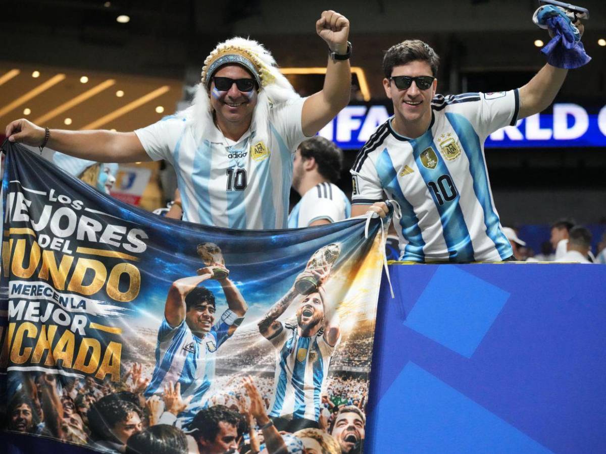Polémica en la previa: el irrespeto de la afición de Argentina al himno de Inglaterra