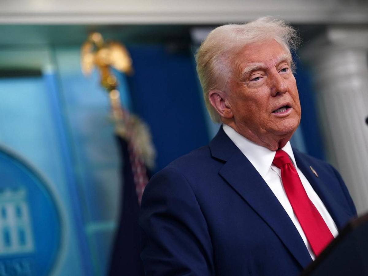 Tragedia aérea en Filadelfia: Seis mexicanos muertos, viviendas y carros destruidos