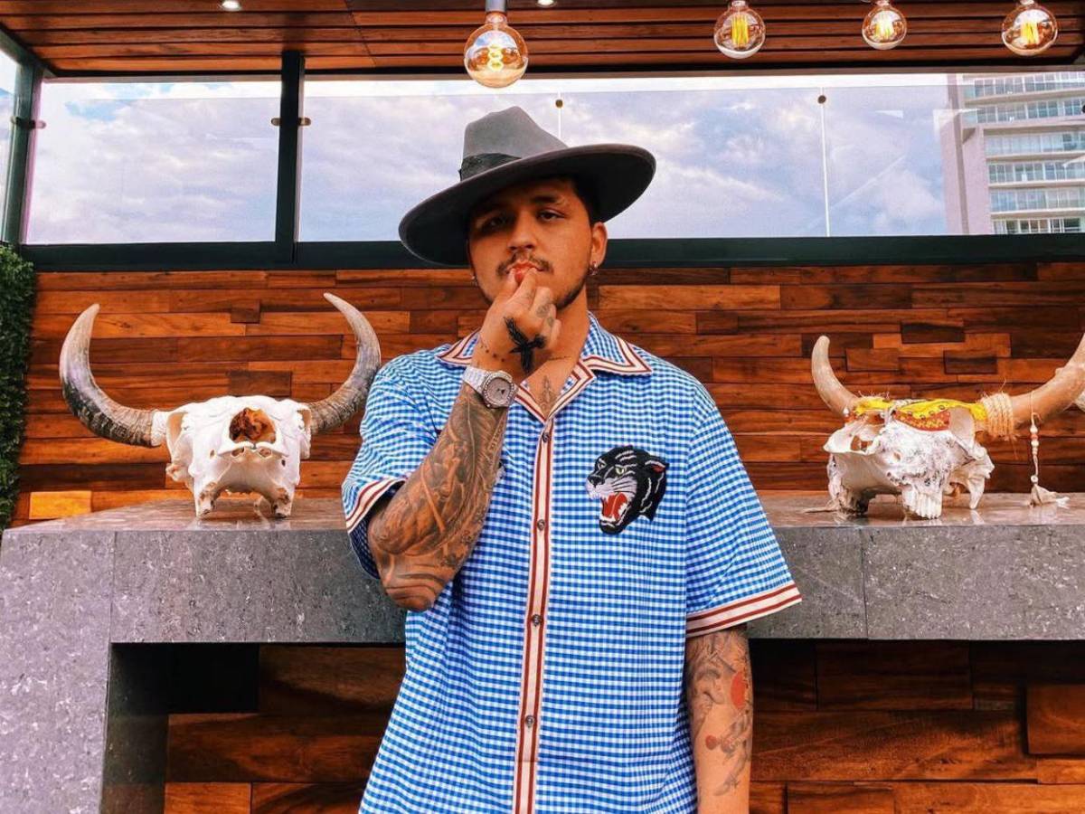 Christian Nodal admite que de niño 'robaba' para poder tener juguetes