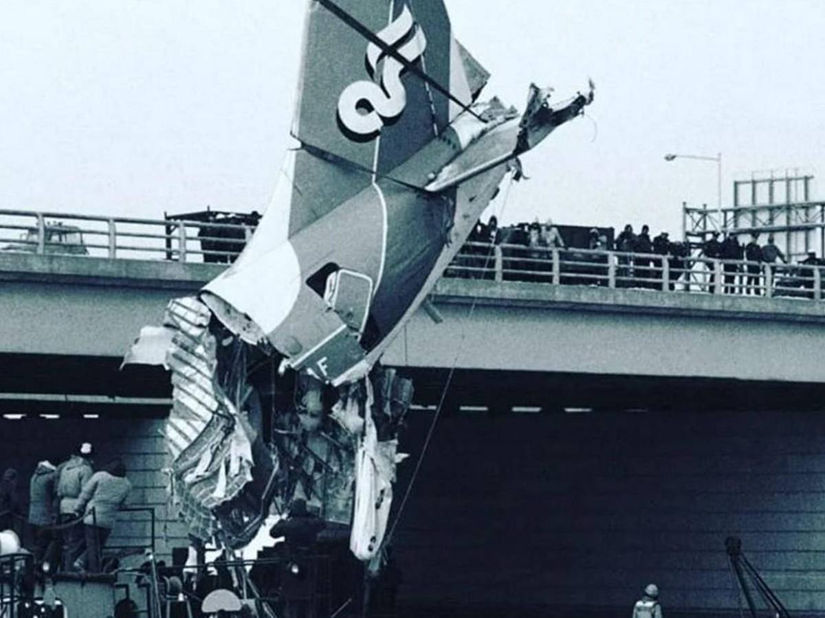 “Al solo despegar”: el otro avión que se precipitó sobre el río Potomac, pero en 1982