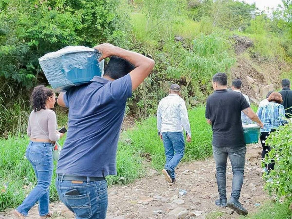 Juan Diego Zelaya evalúa daños y escucha a las familias afectadas por lluvias en la capital