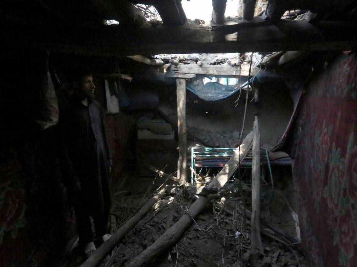 Los muertos por el terremoto de Afganistán superan los 1,400