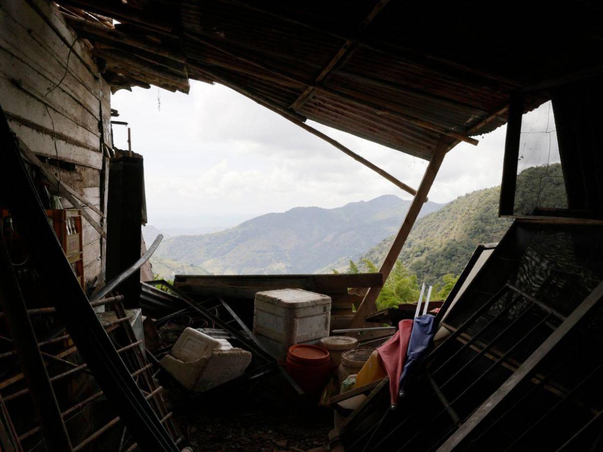 'Ayuda, SOS', el mensaje de campesinos colombianos damnificados por el terremoto