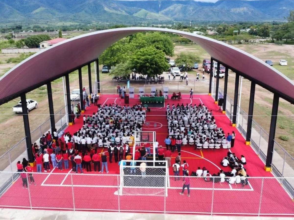 Exponen por qué se desplomó polideportivo que hizo Condepor: Total chabacanada lo que hicieron