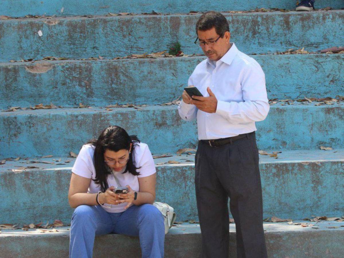 ¡Sin maletas electorales! Retraso en entrega de material mantiene en vilo a la población