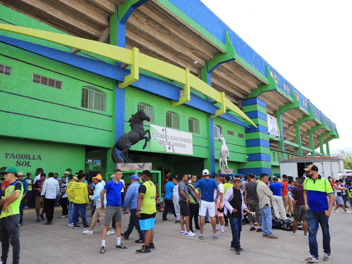 ¿Por qué se llama Juan Ramón Brevé Vargas? la historia del estadio que albergará la final de ida entre Olimpia y Potros