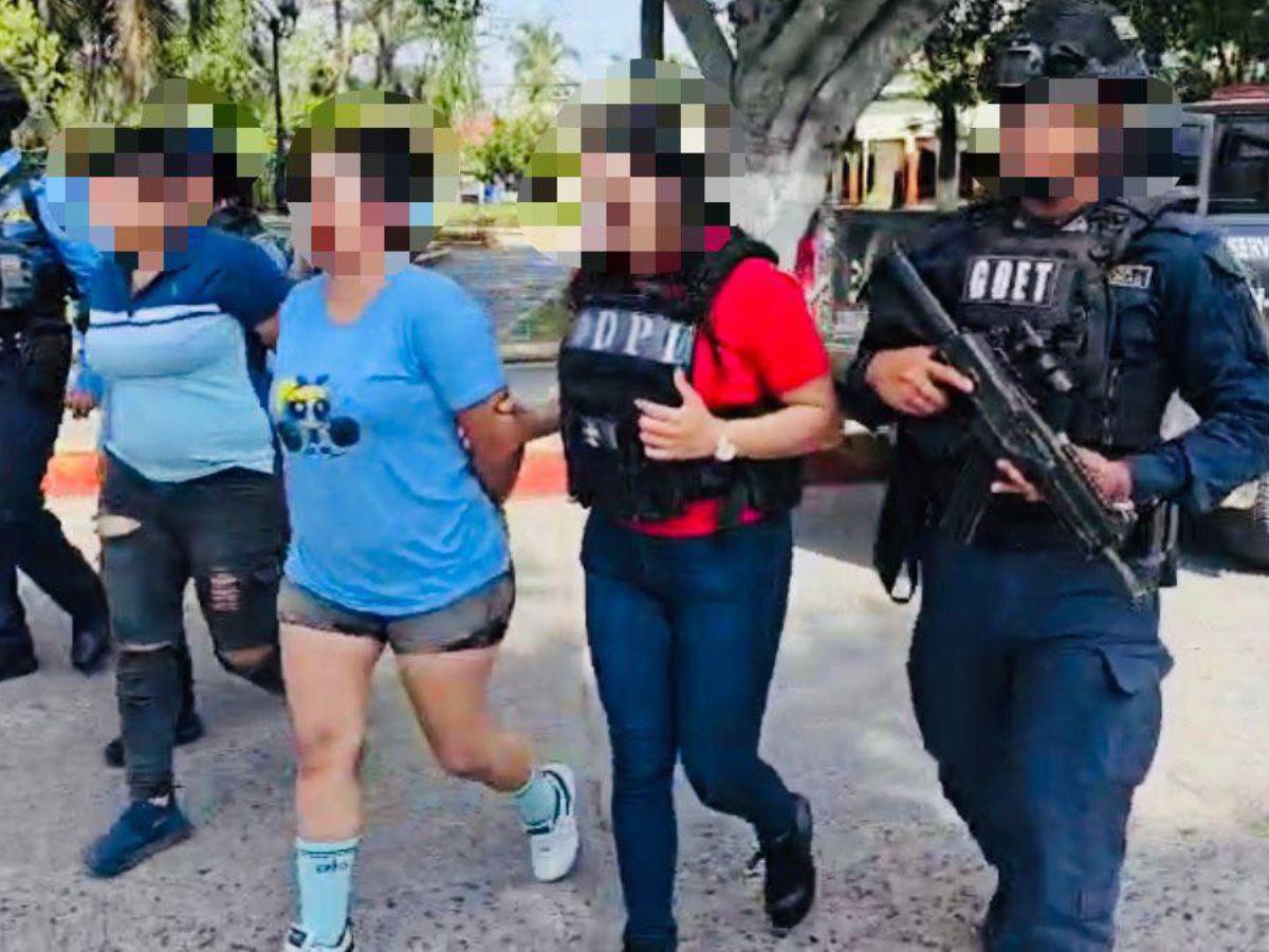 Compraban y vendían ropa con dinero falso: detienen a comerciantes con más de L40,000 en billetes falsos