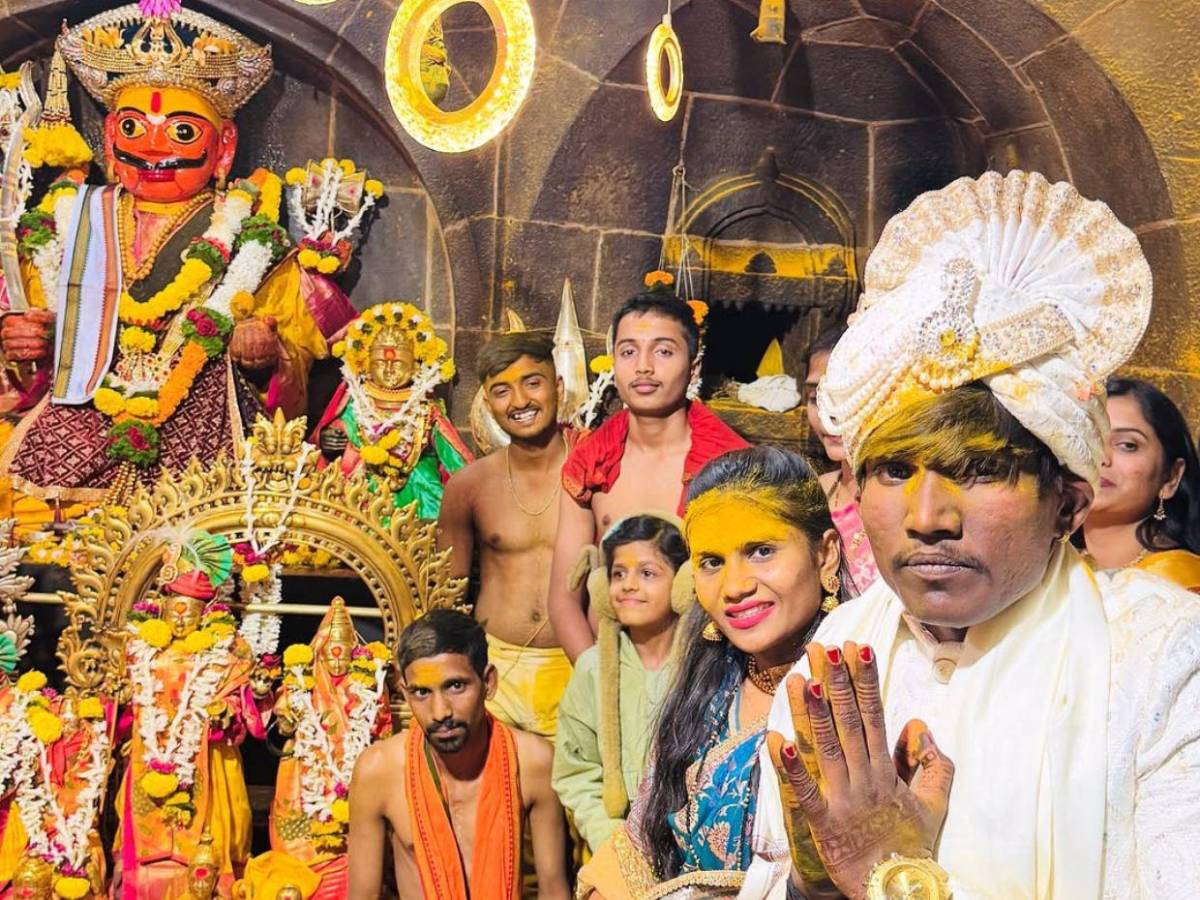 Suraj Chavan, el Justin Bieber de la India, se casa con su amiga de la infancia