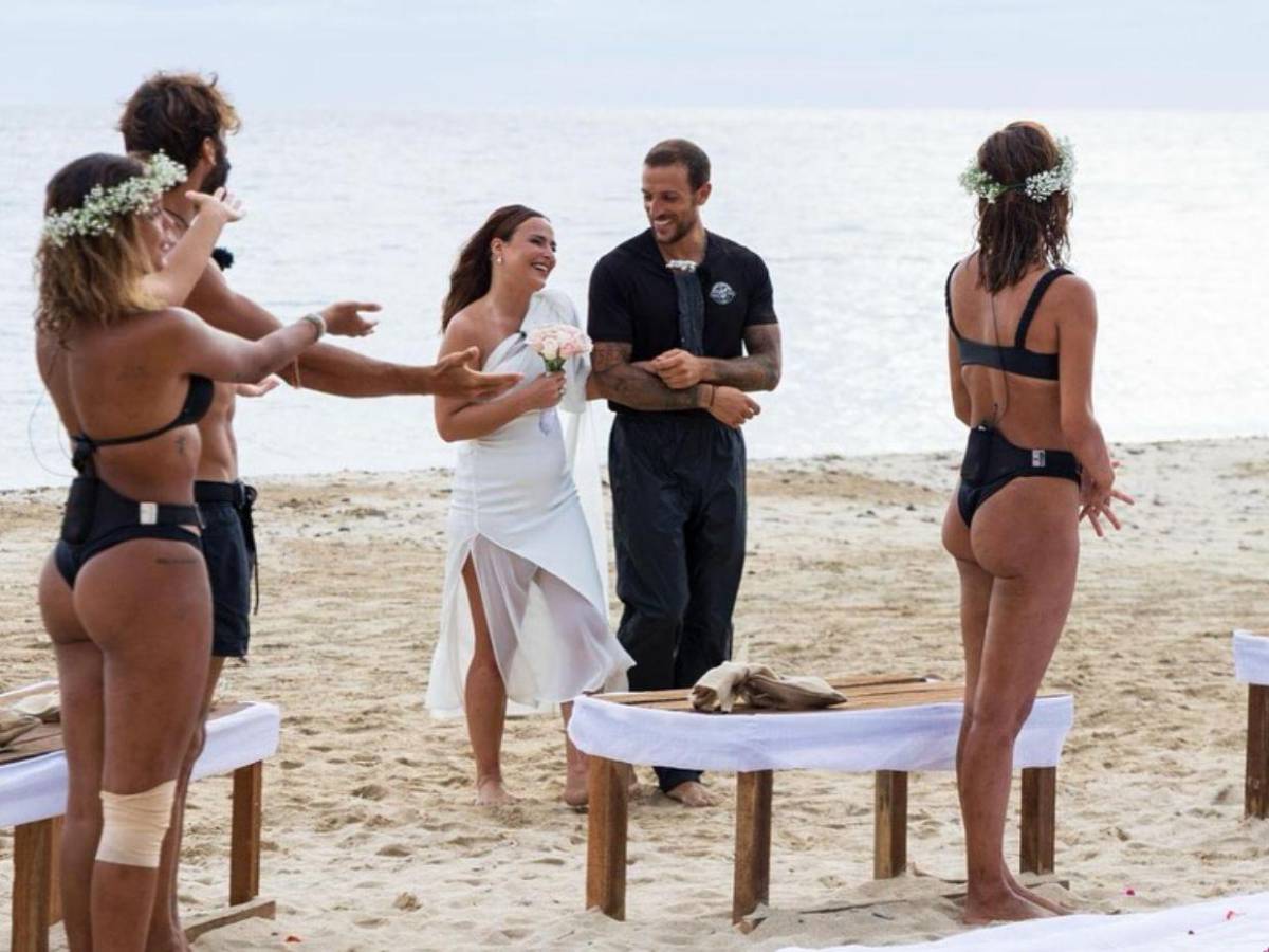 Solo 4 invitados y una condición: Así fue la boda de Marta Peñate y Tony Spina en Cayos Cochinos