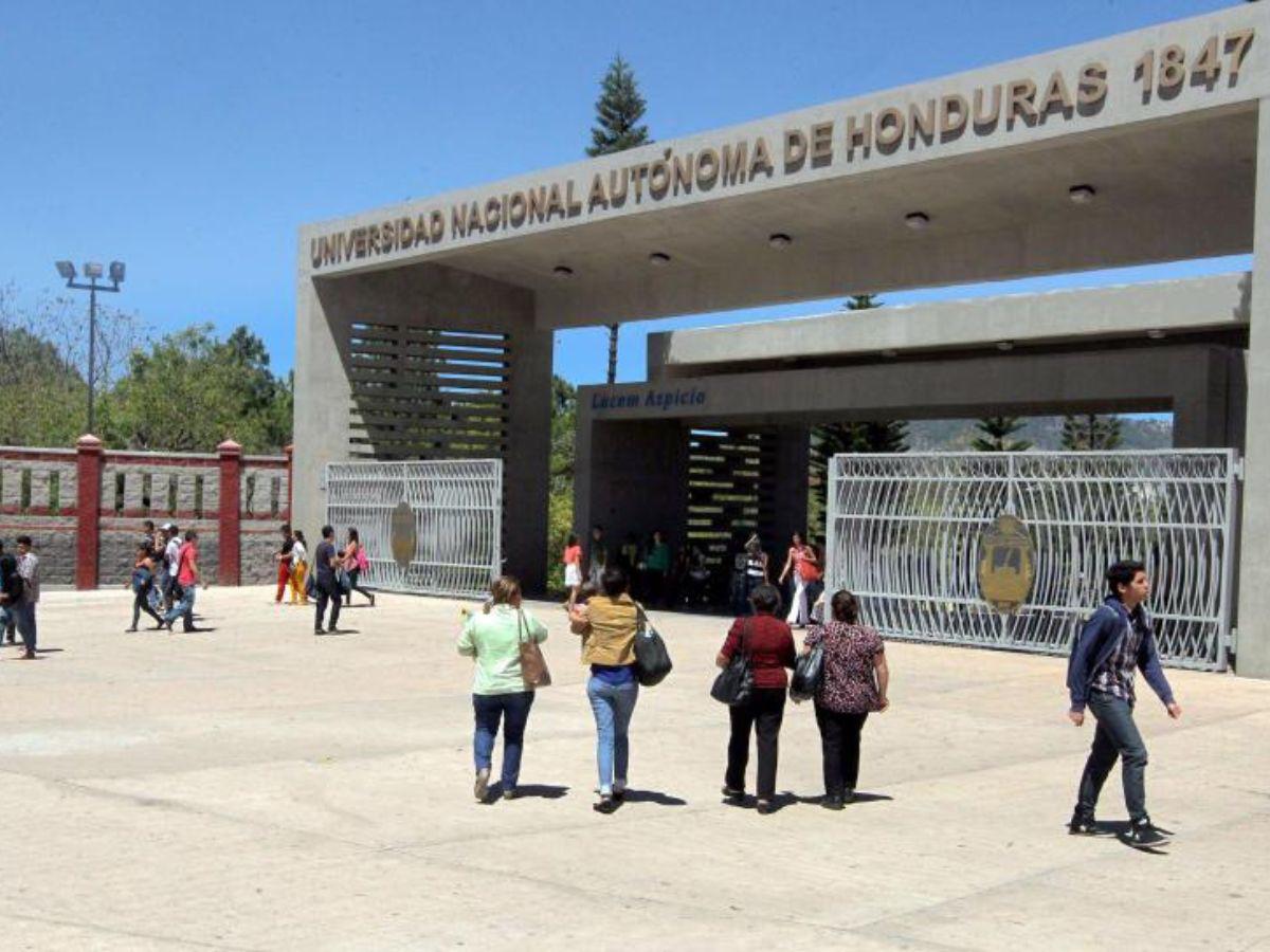 Después de 10 días, grupo de estudiantes libera la UNAH