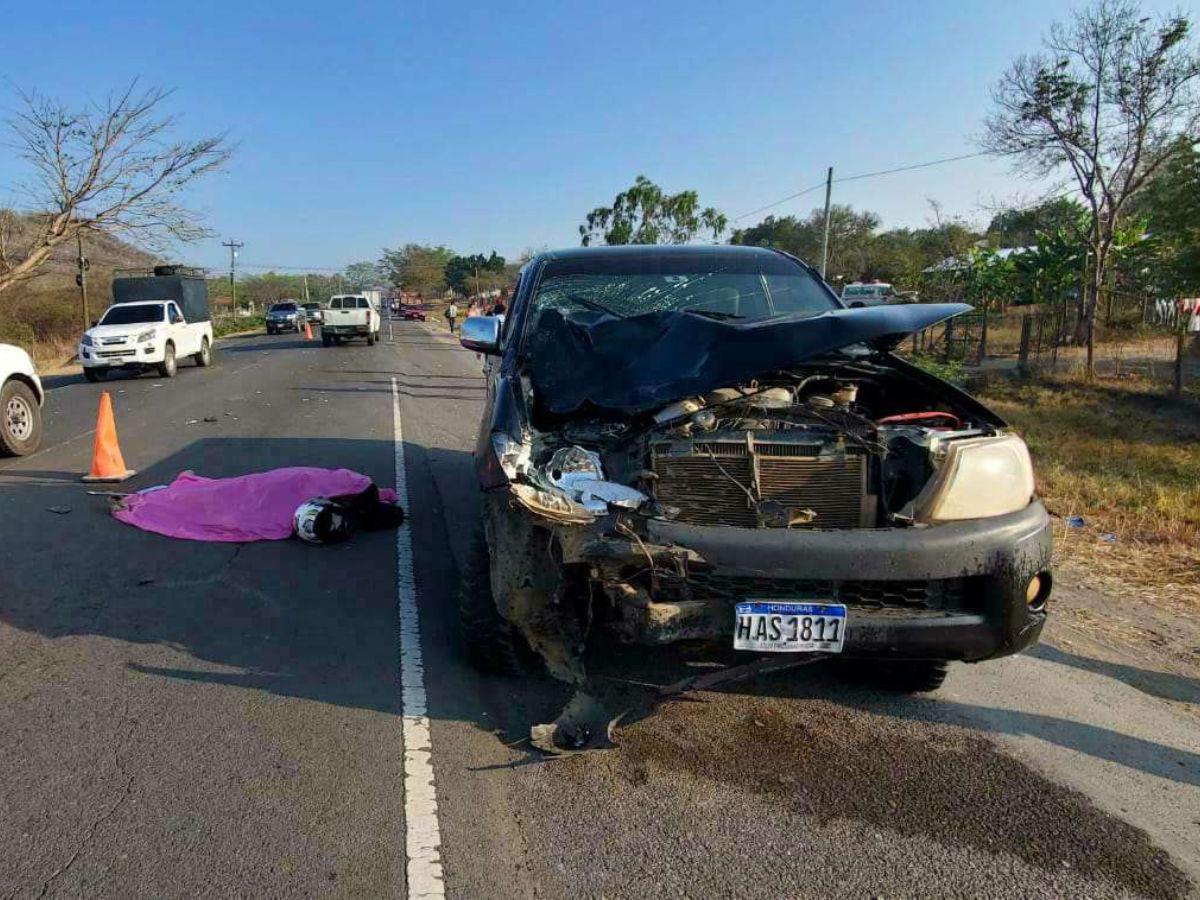 El cuerpo de Gustavo Adolfo Alvarenga fue levantado por los familiares.