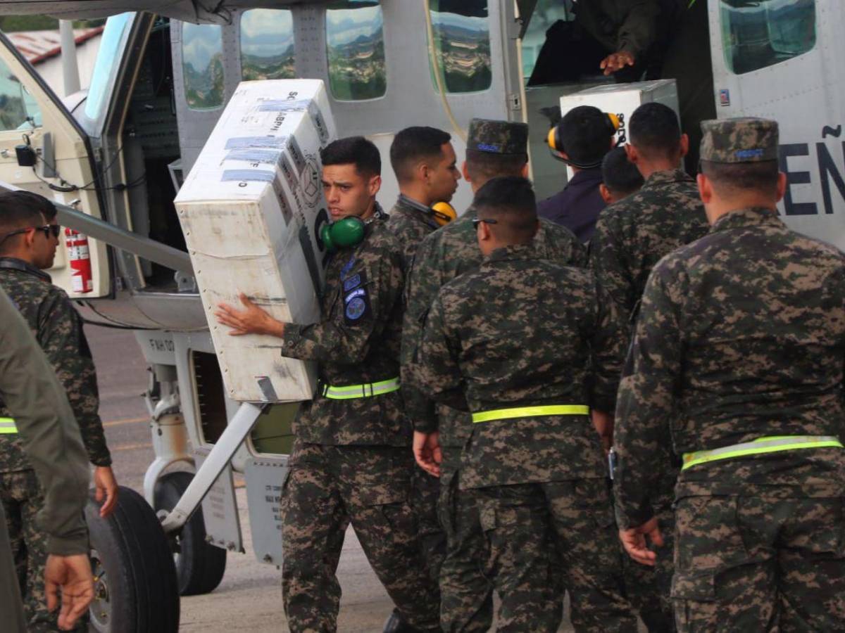 Llegan a Tegucigalpa maletas electorales desde Gracias a Dios