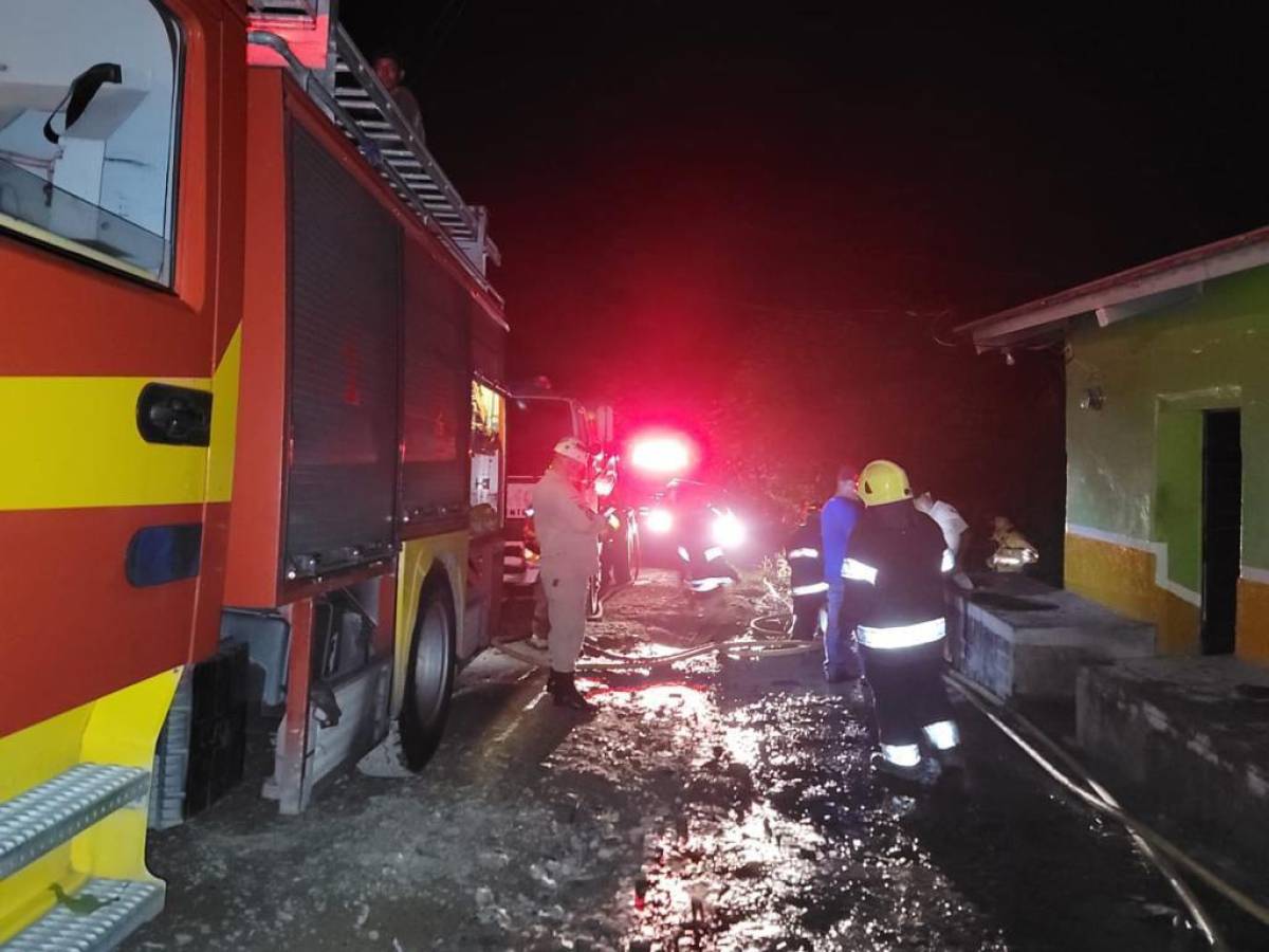 Millonarias pérdidas materiales deja otra explosión de cohetería en Nueva Arcadia, Copán